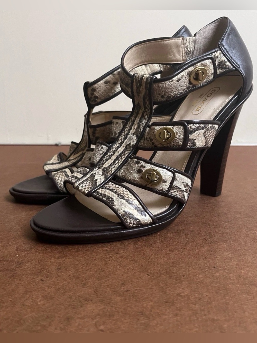 Coach Tamarah Snakeskin Turnlock Strappy High Heel Leather Sandals Size 8.5B